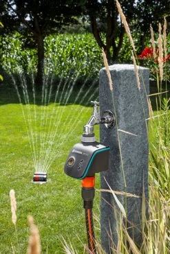Gardena Smart Besproeiingscomputer Set -Reinigingsgereedschap 1452375328216Gardena Smart Besproeiingscomputer met sproeier19131 20