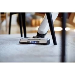 Nilfisk Easy 20 Volt Li-Ion White Accu Kruimelzuiger 9 Nilfisk Easy 20 Volt Li-Ion White Accu Kruimelzuiger -Reinigingsgereedschap 1561709871912128390005 easy borstel in werking